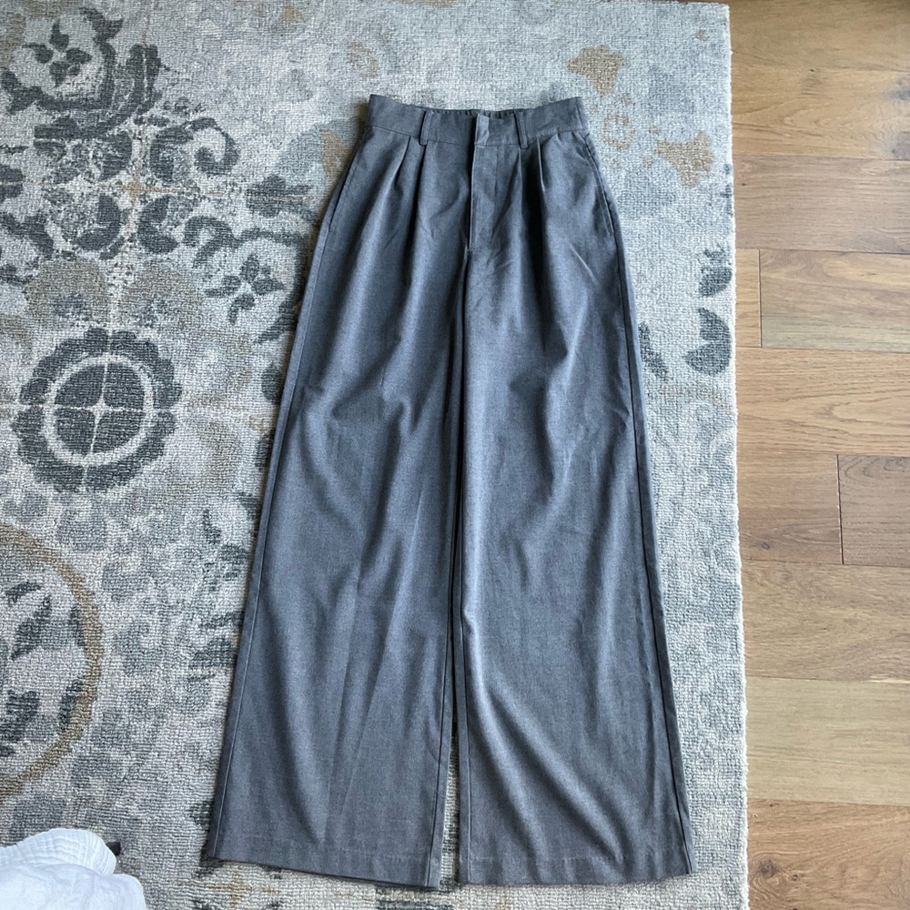 Abercrombie & Fitch High Rise Wide Leg Trousers